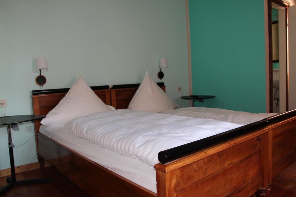 Hotel Turmdieb فولكاخ الغرفة الصورة